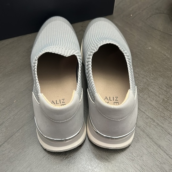 Naturalizer Lafayette French Knit Slip-On Sneakers - Picture 6 of 8